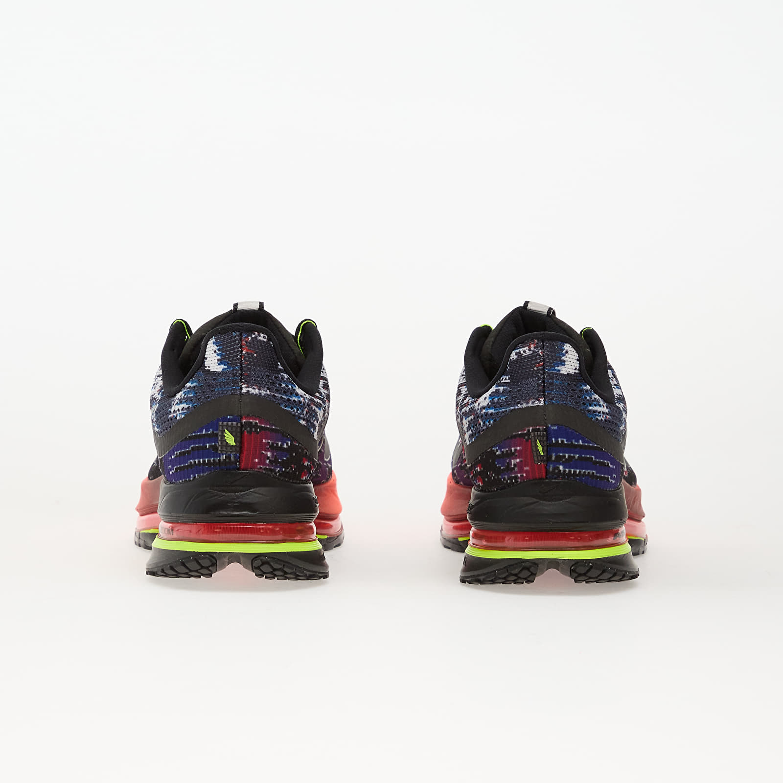 Vyriški sportbačiai ir batai Nike Pegasus Premium Multi-Color/ Metallic Silver-Volt