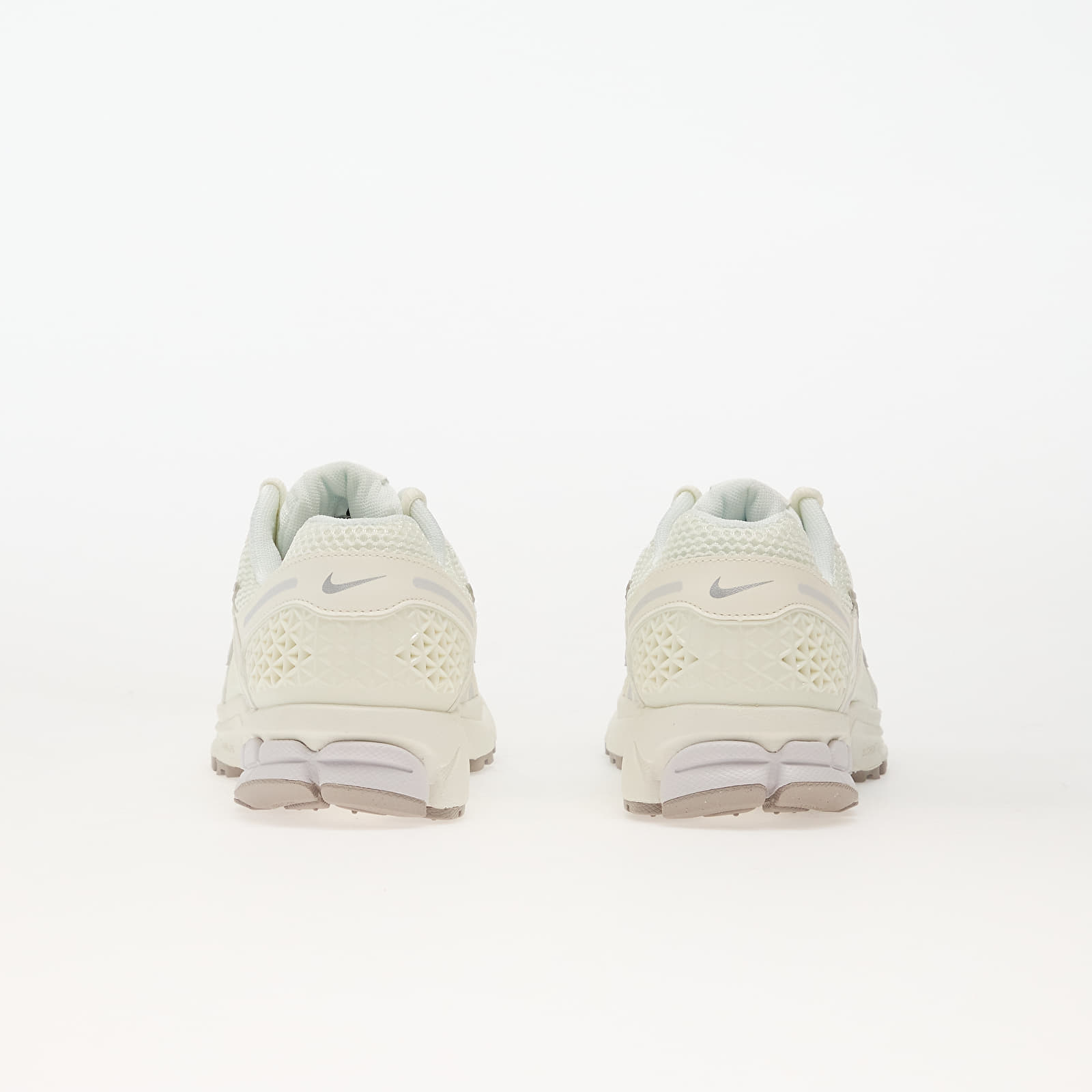 Buty męskie Nike Zoom Vomero 5 Sail/ Metallic Silver-Vast Grey