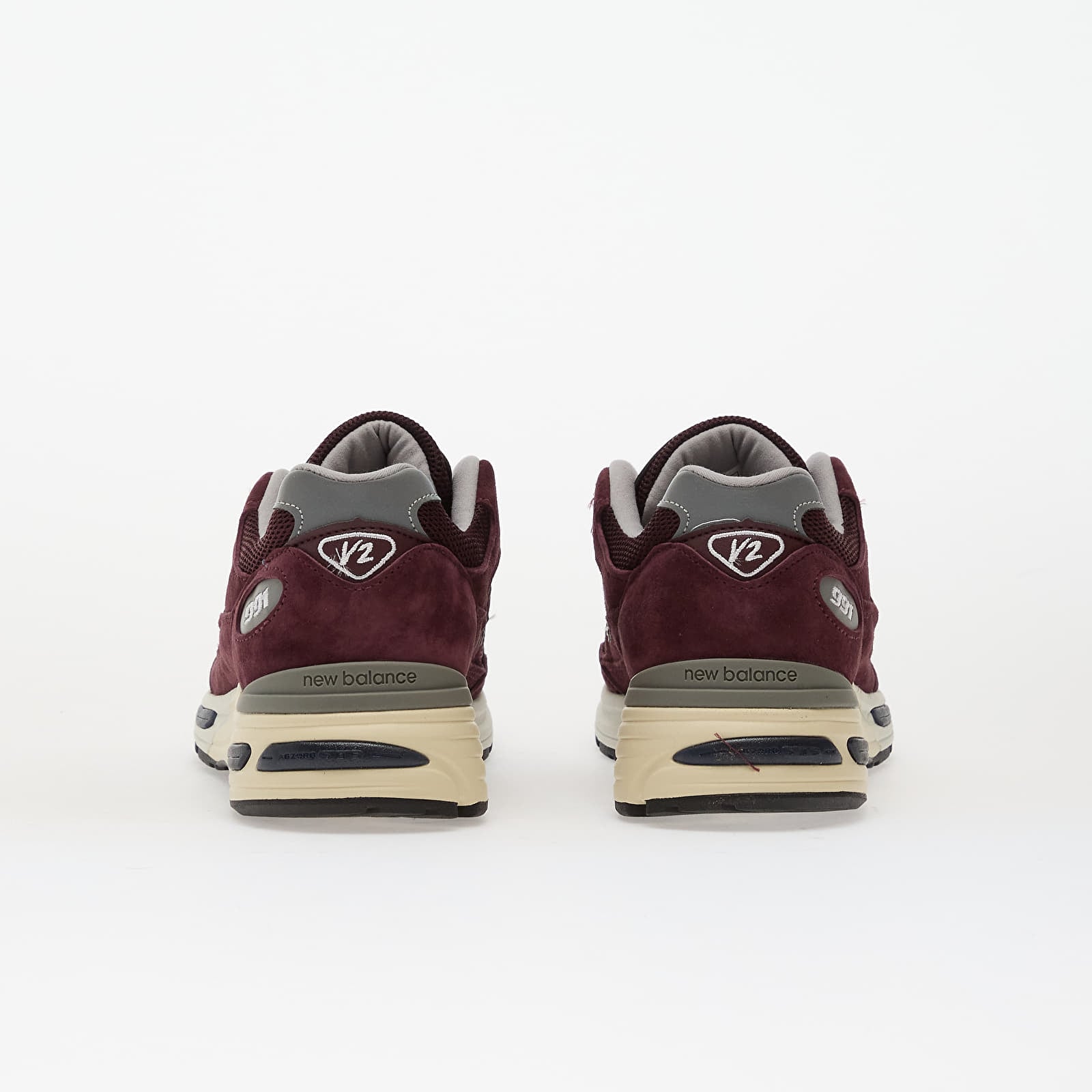 Men's sneakers and shoes New Balance Made in UK 991v2 Purple