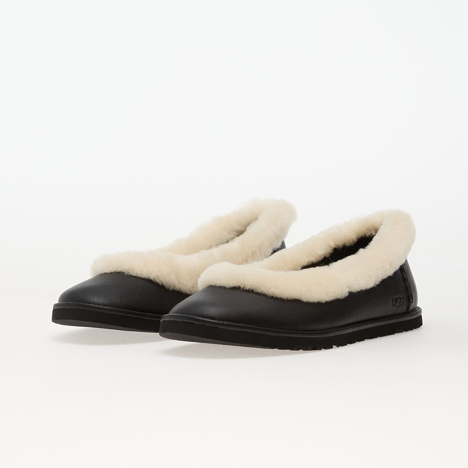 Chaussures et baskets femme UGG W Zora Leather Ballet Flat Black