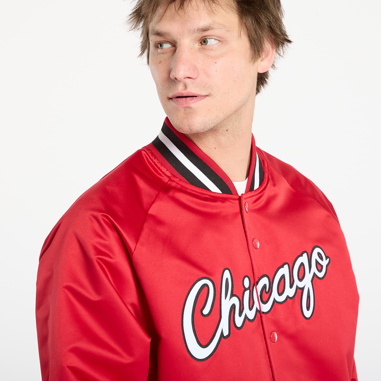 Jackets Mitchell & Ness NBA Lightweight Satin Jacket Vintage Logo Bulls Scarlet