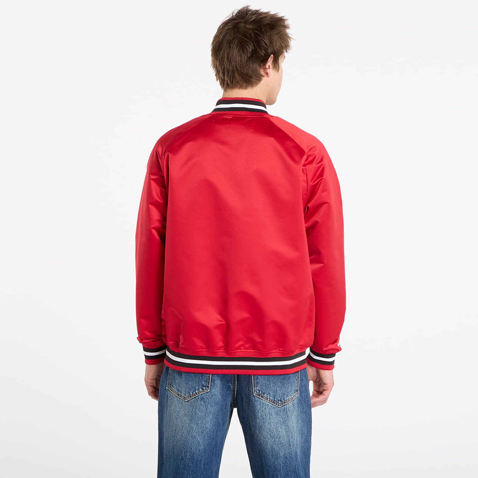 Jackets Mitchell & Ness NBA Lightweight Satin Jacket Vintage Logo Bulls Scarlet