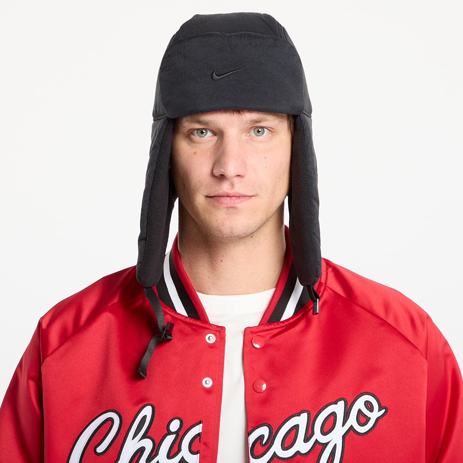 Sapkák Nike Fly Unstructured Puffer Trapper Cap Black/ Black/ Sanddrift