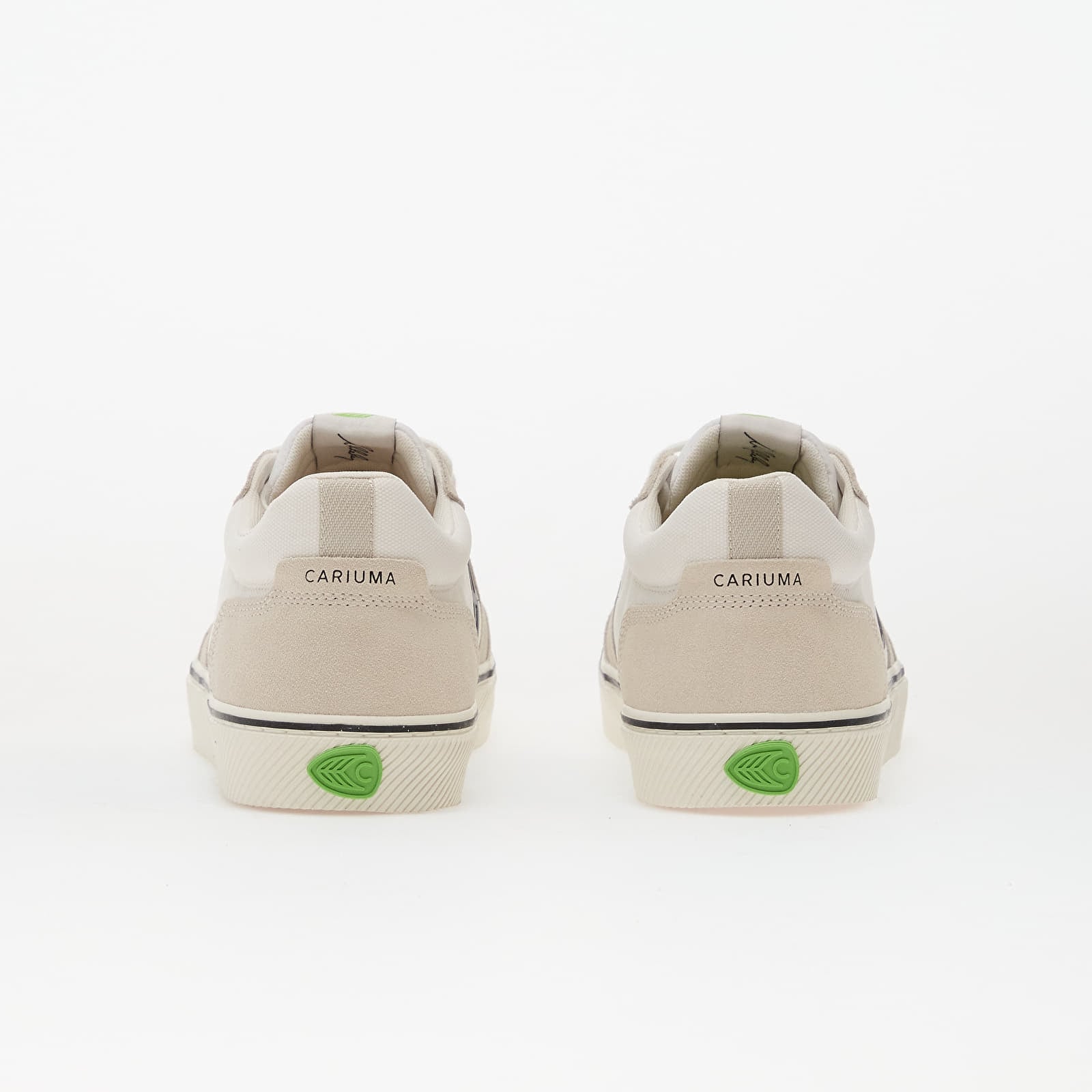 Men's sneakers and shoes Cariuma M Vallely Pro Off-White Vintage/ Black