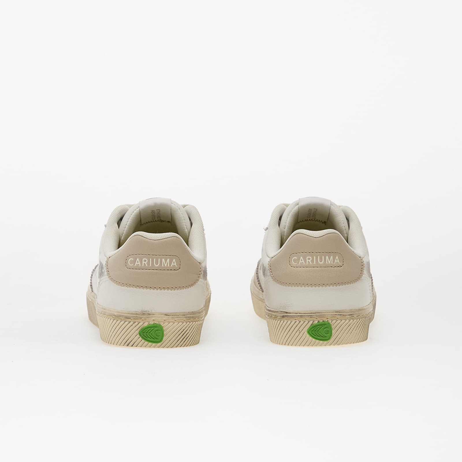 Men's sneakers and shoes Cariuma M Toca Whtie