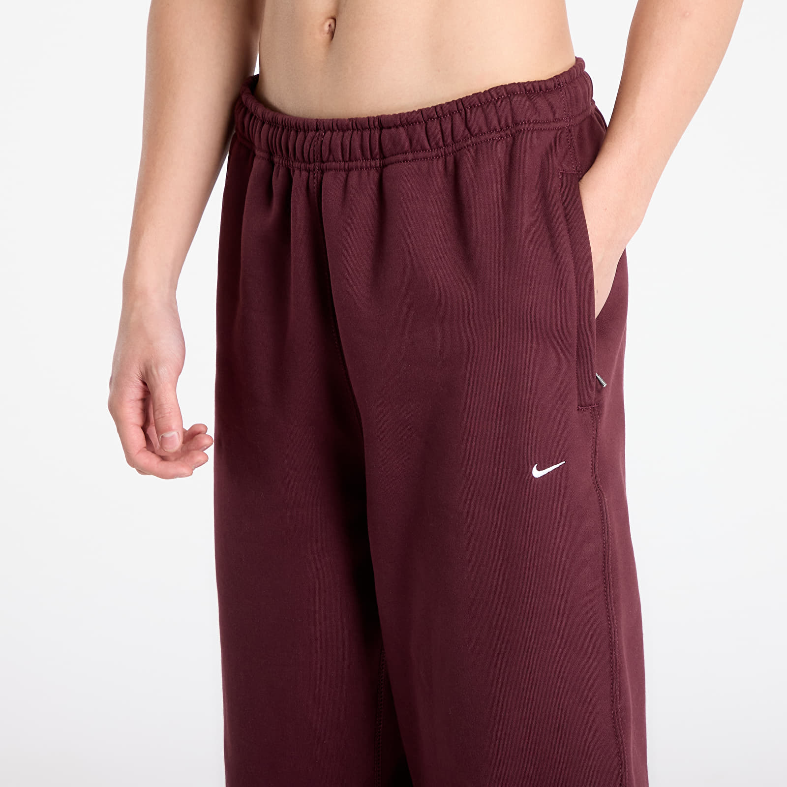 Herren-Sweatpants Nike Solo Swoosh Men's Cuffed Fleece Pants Burgundy Crush/ Burgundy Crush/ White