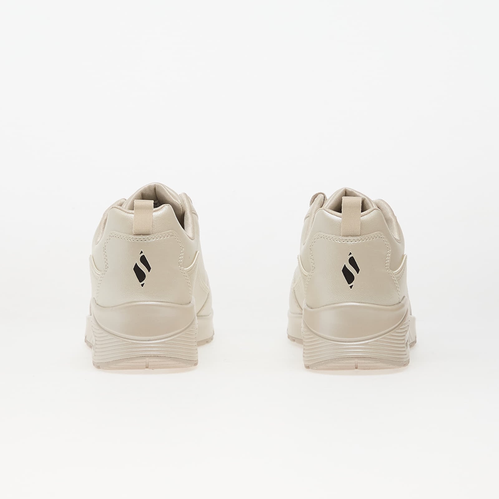 Women's sneakers and shoes Skechers Uno - Galactic Gal Off White