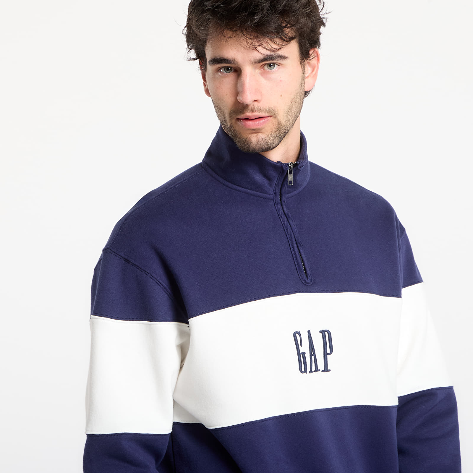 Hupparit ja collegepaidat GAP Oversized Vintagesoft Sweatshirt  Navy