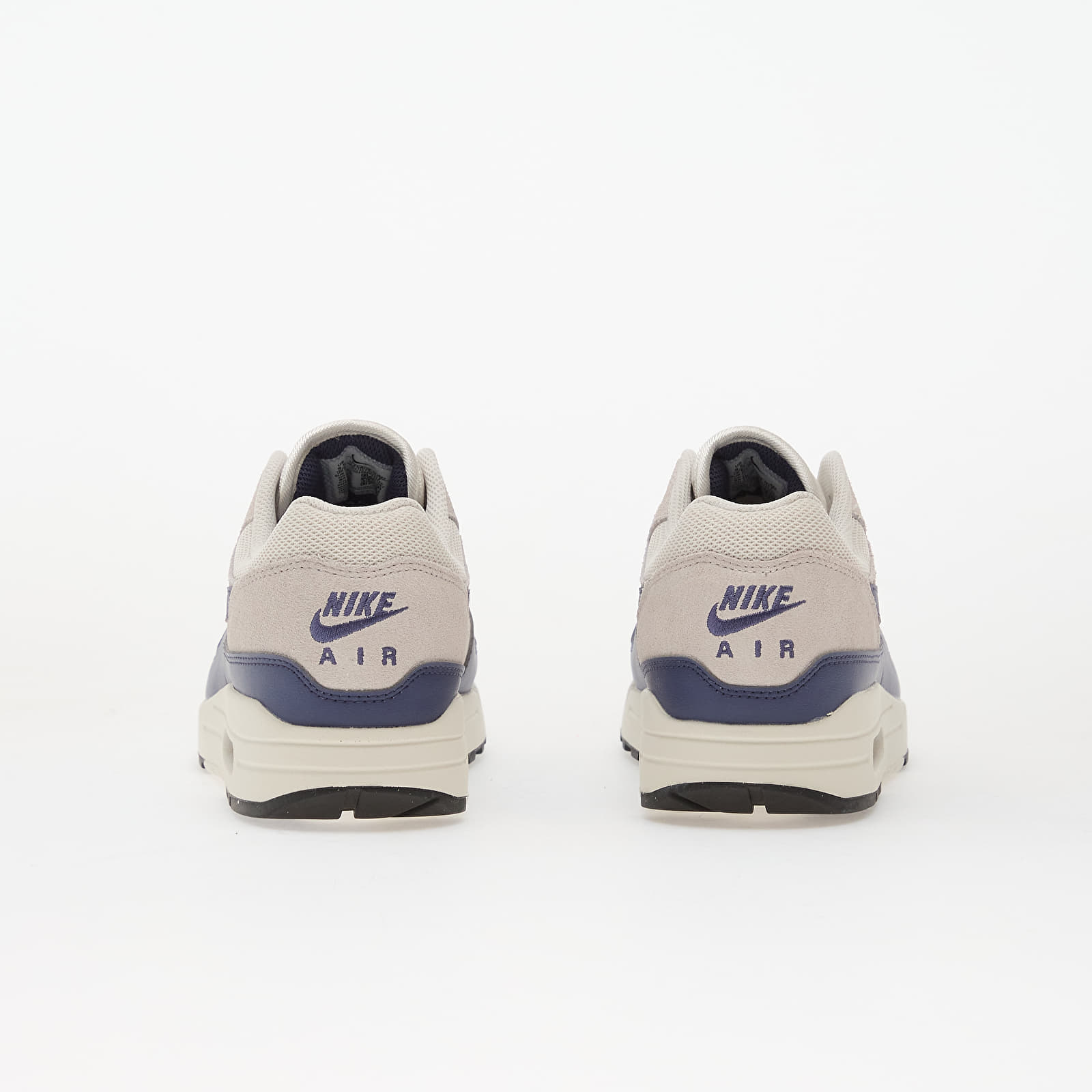 Vīriešu čības un apavi Nike Air Max 1 Essential Phantom/ Sanded Purple-Vast Grey-Black
