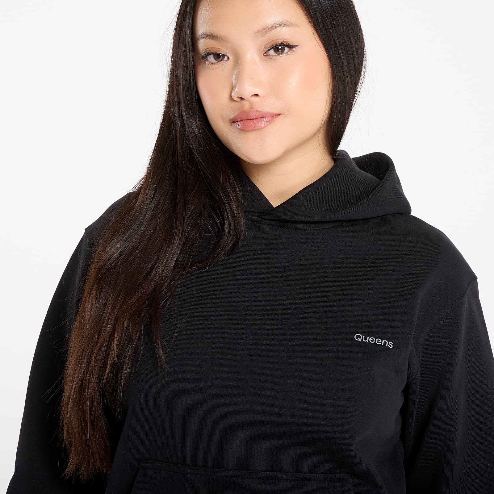 Felpe Queens Women's Sweats Essential Hoodie Black