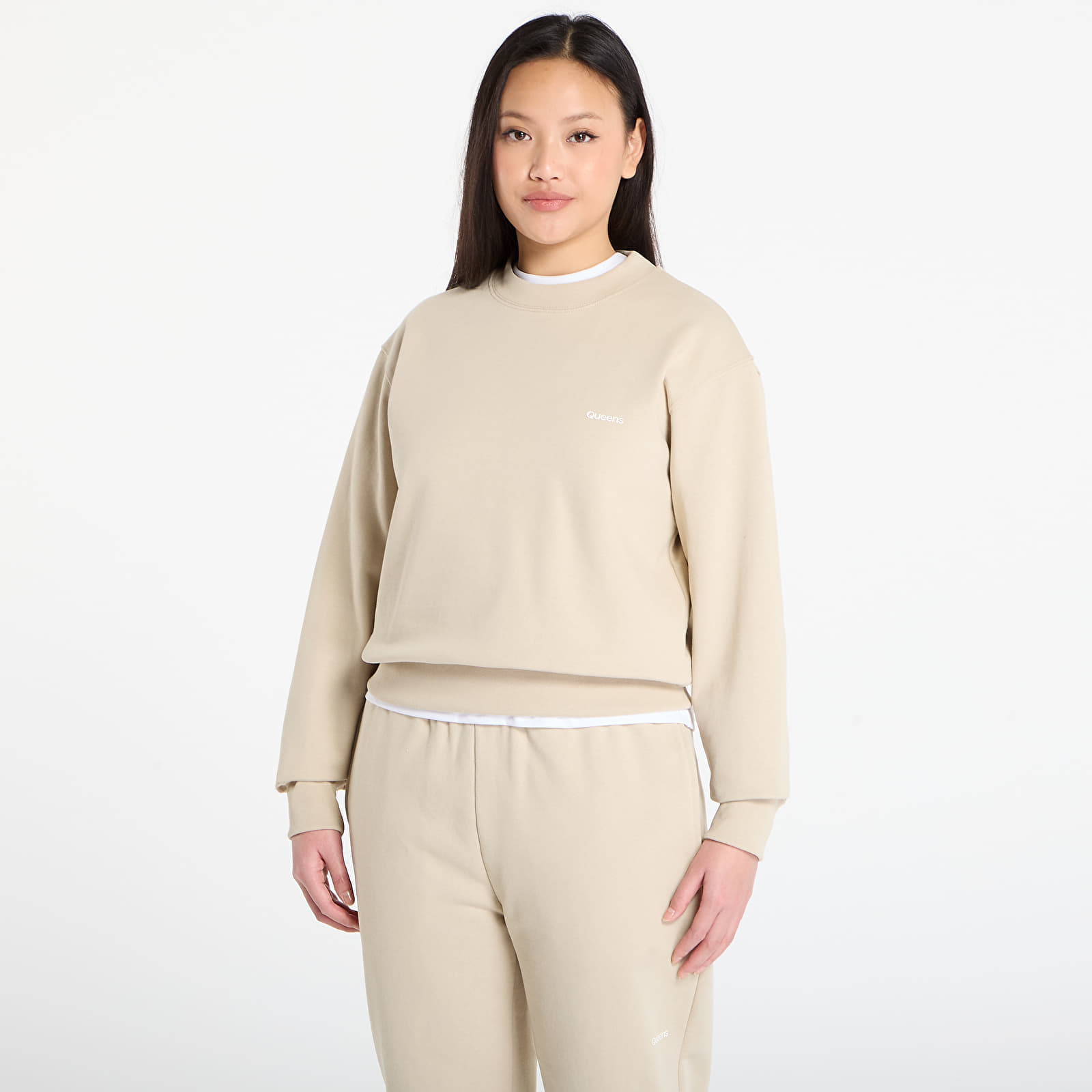 Sweatshirt Queens Womens Sweats Essential Crewneck Sand XS