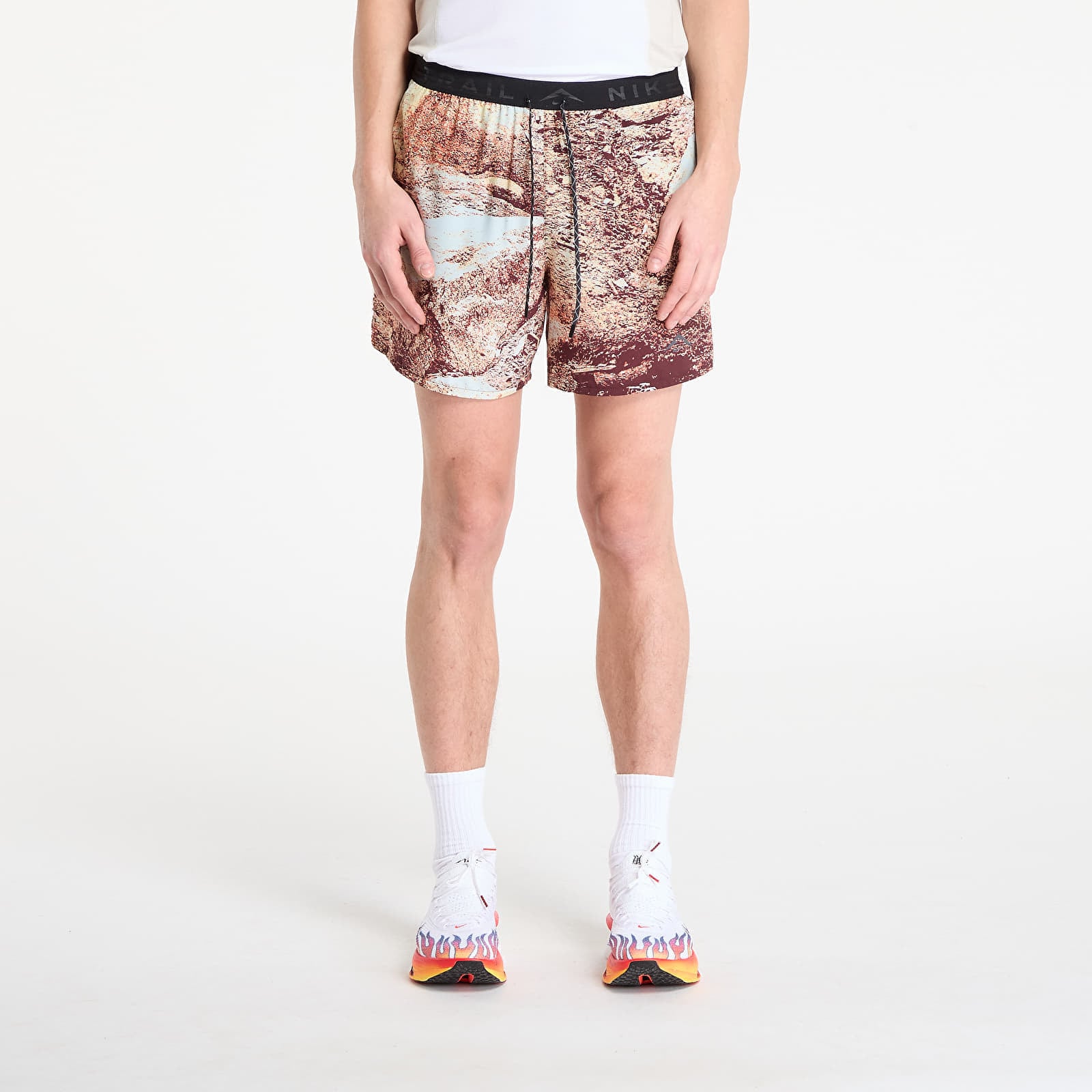 Pantaloni scurți Nike Trail Mens Dri-FIT 6 Brief-Lined Running Shorts Sail/ Black/ Black M