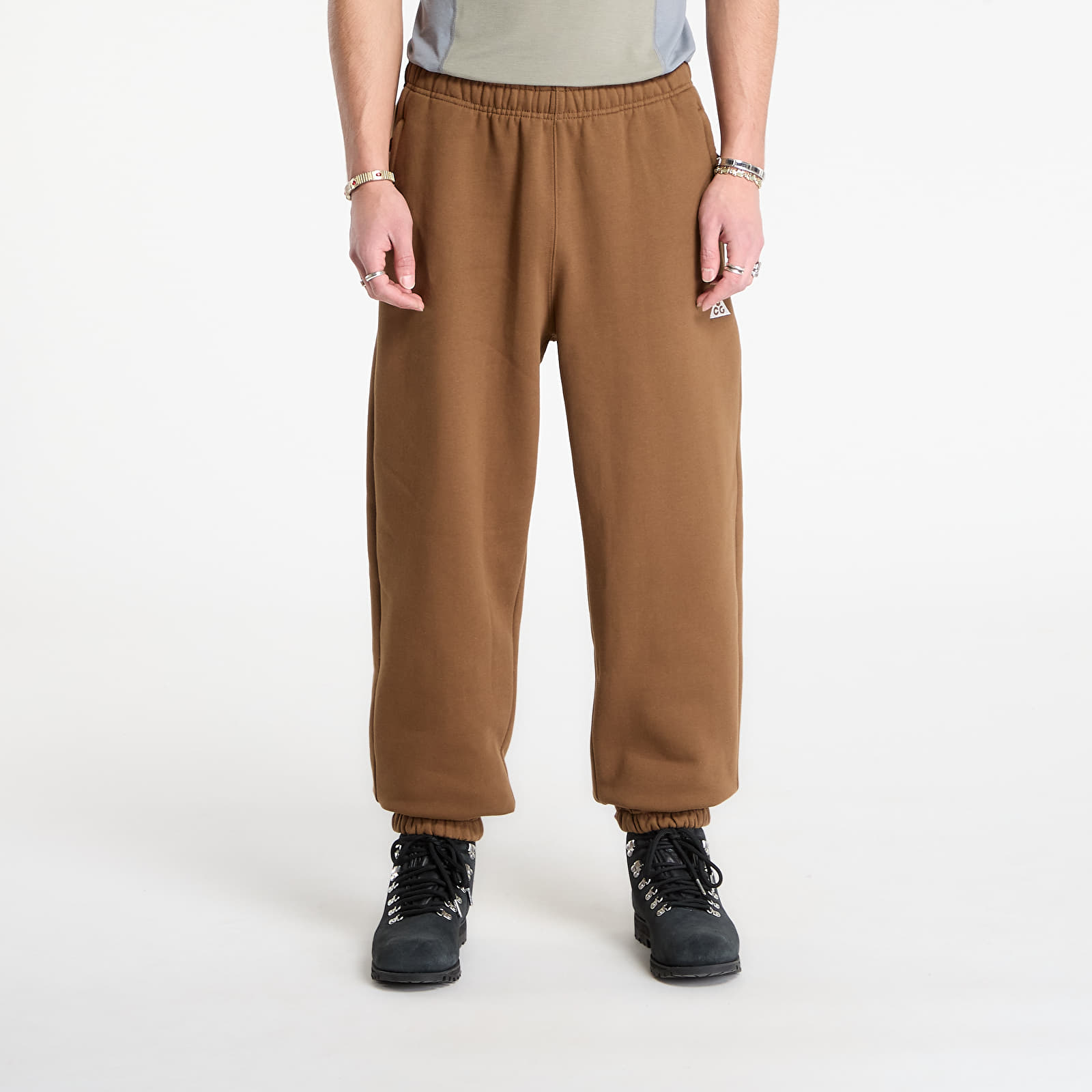 Trenerke Nike ACG "Tuff Fleece" Pants Mosswood Brown/ Summit White