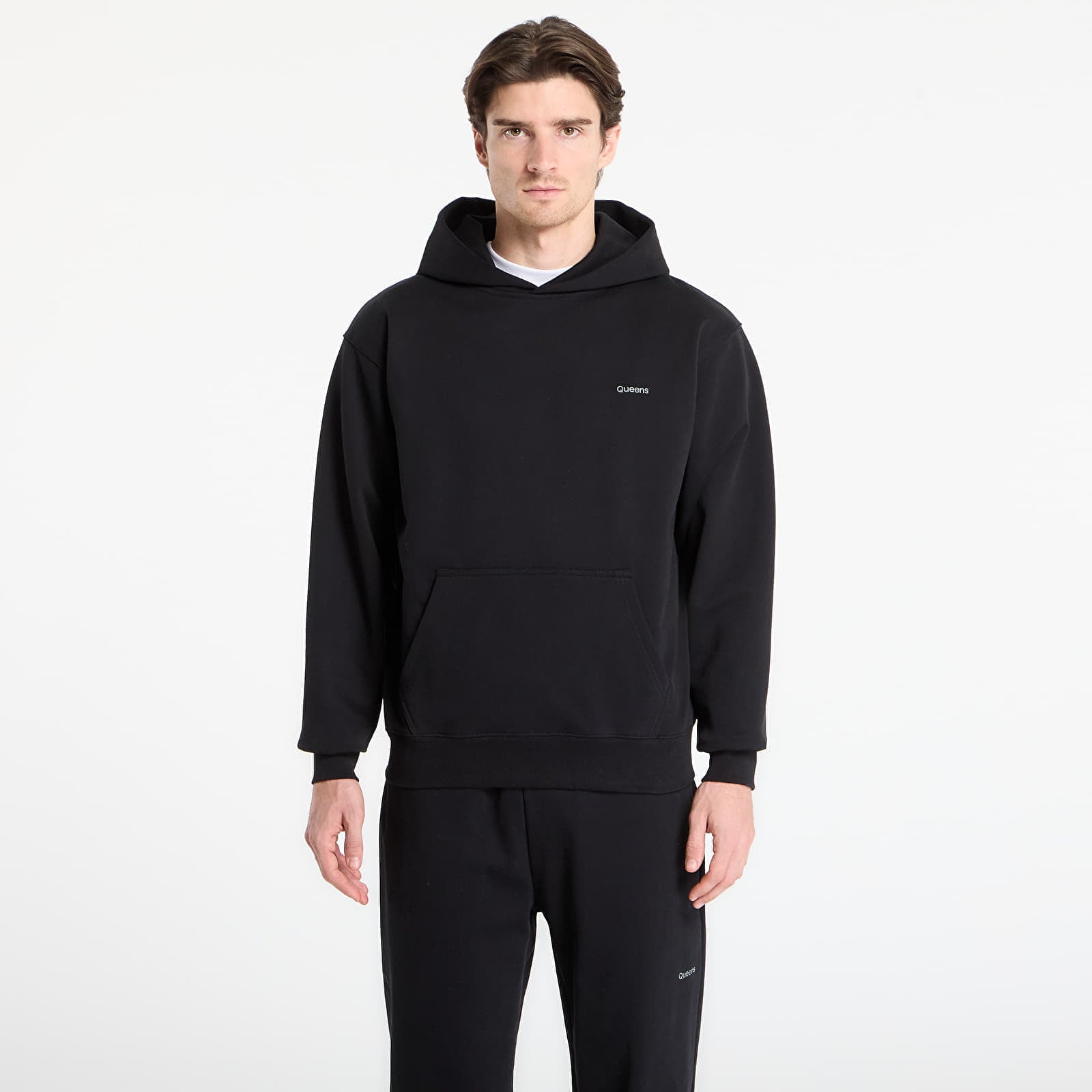 Суитшърт Queens Men's Sweats Essential Hoodie Black XXXL