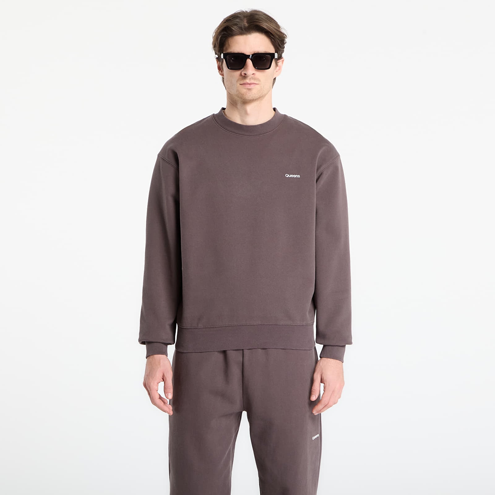 Sweatshirts Queens Men's Sweats Essential Crewneck Mauve