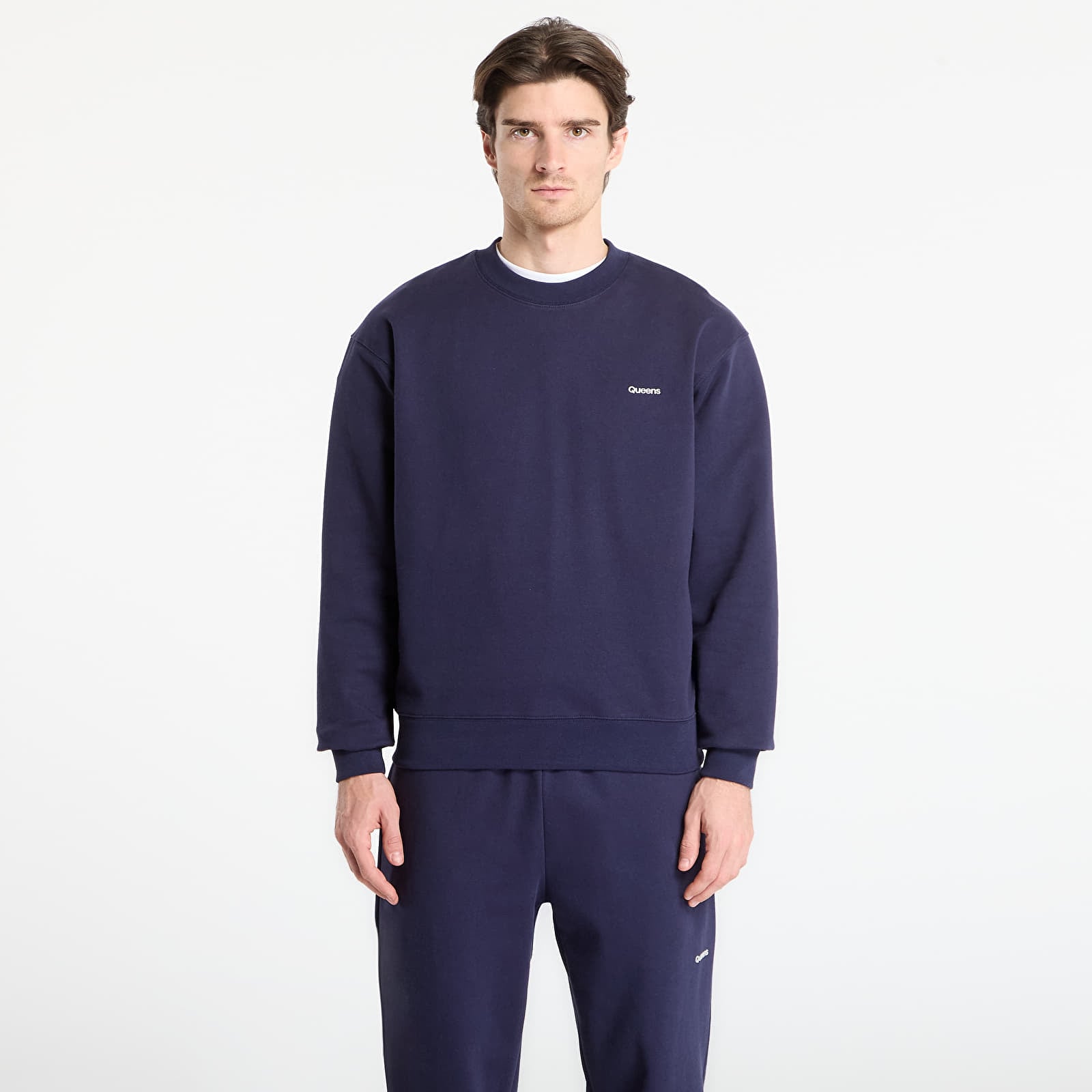 Herren-Sweatshirts Queens Men's Sweats Essential Crewneck Navy