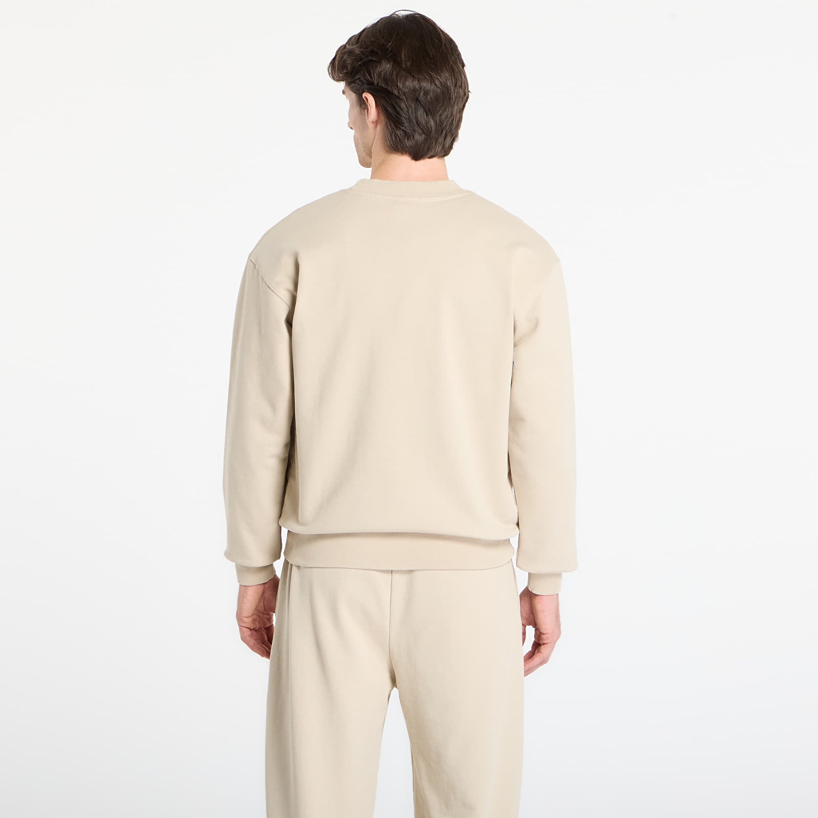 Sweatshirts Queens Men's Sweats Essential Crewneck Sand