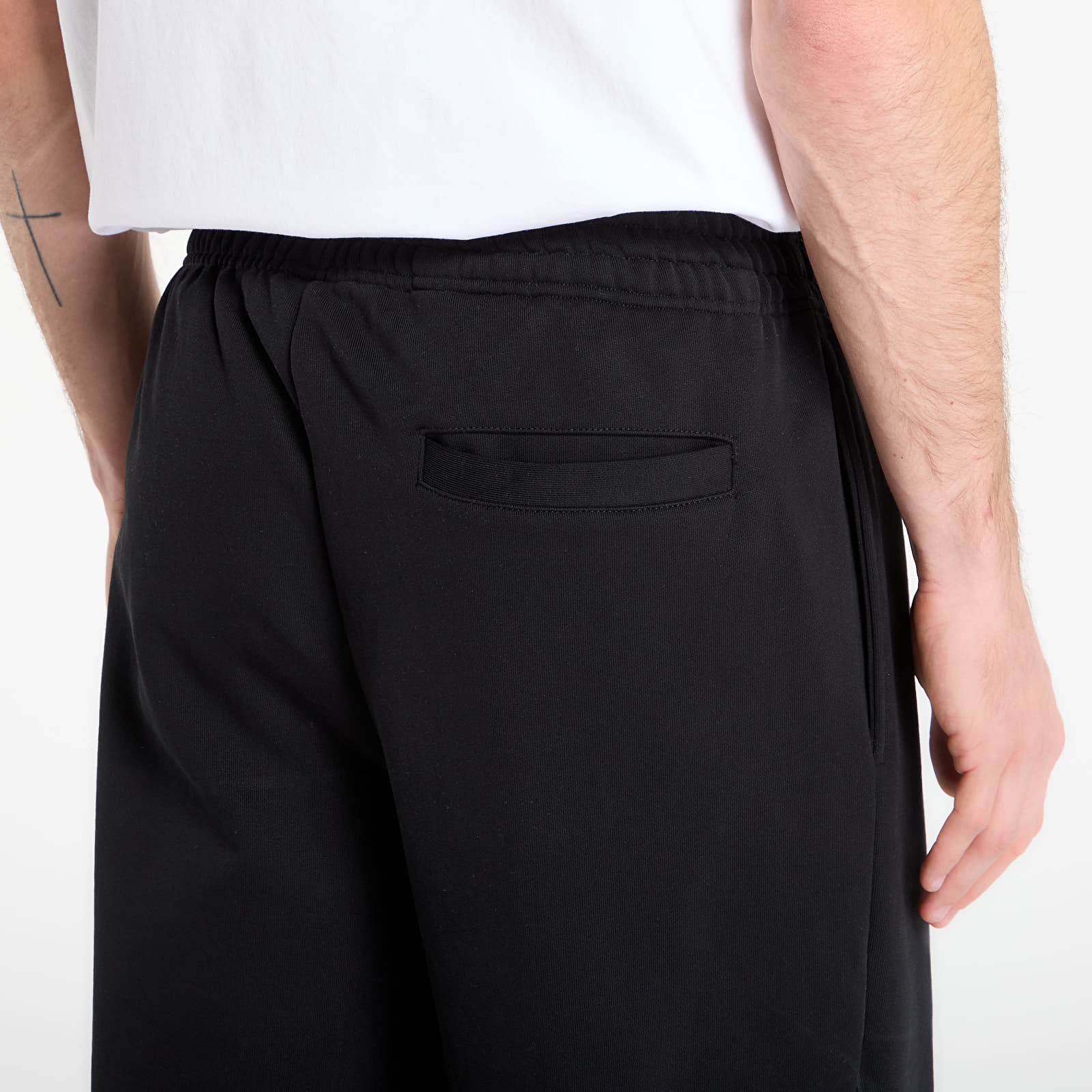 Pantaloni della tuta Queens Men's Sweats Essential Sweatpants Black