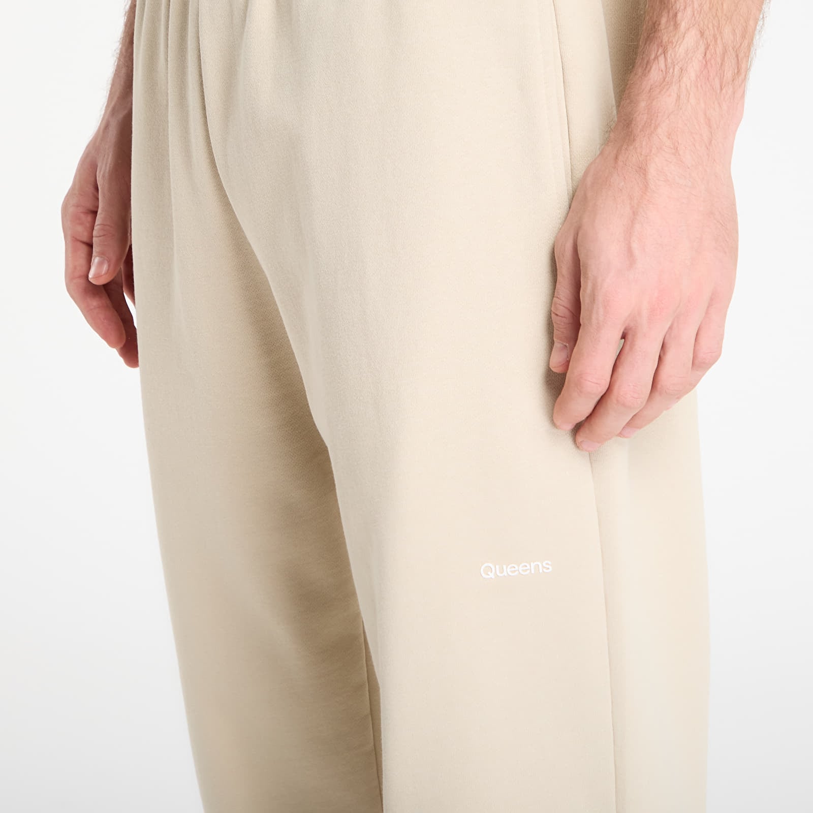 Trainingsbroeken Queens Men's Sweats Essential Sweatpants Sand