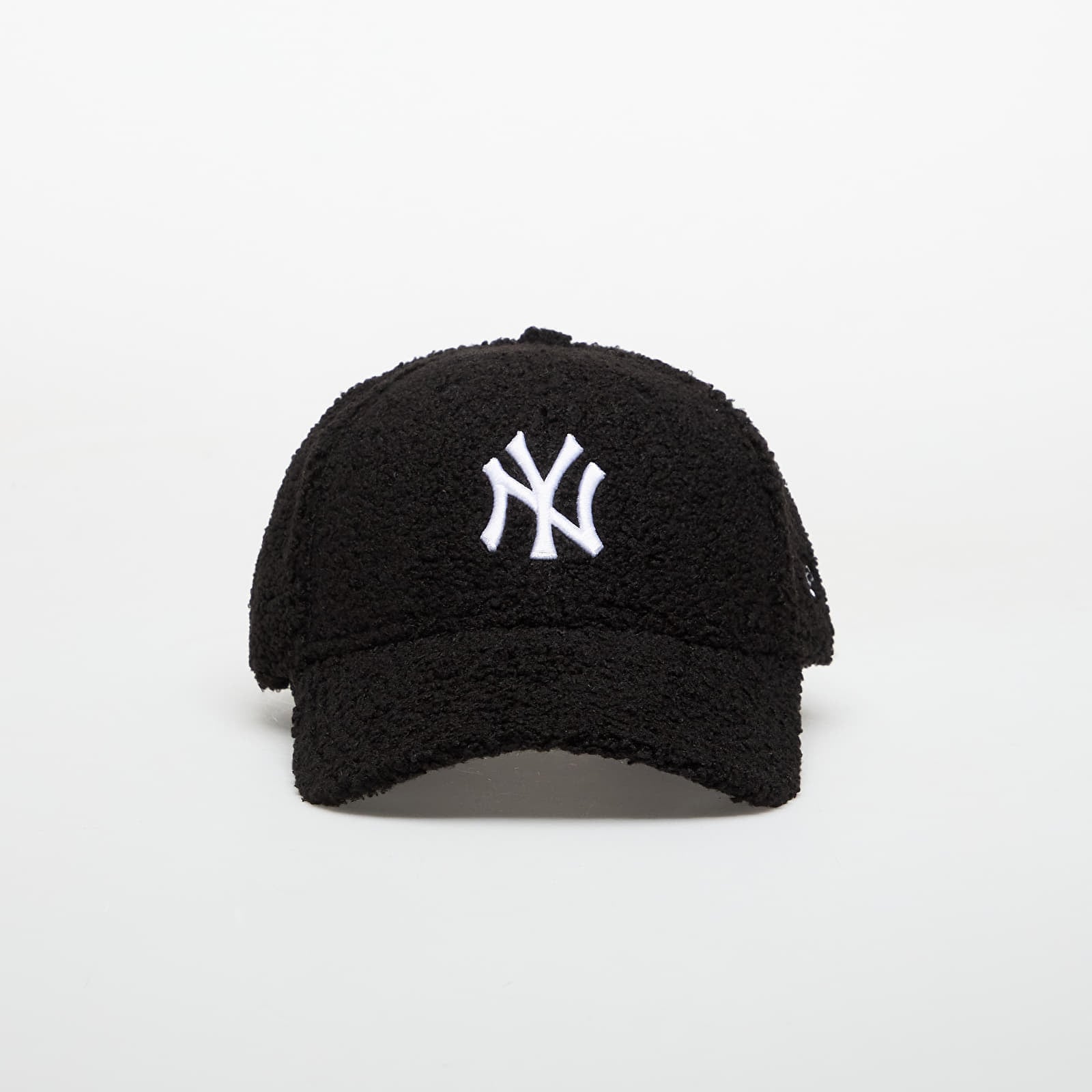 Capac New Era 9FORTY MLB New York Yankees Winter Borg Black/ Optic White Universal
