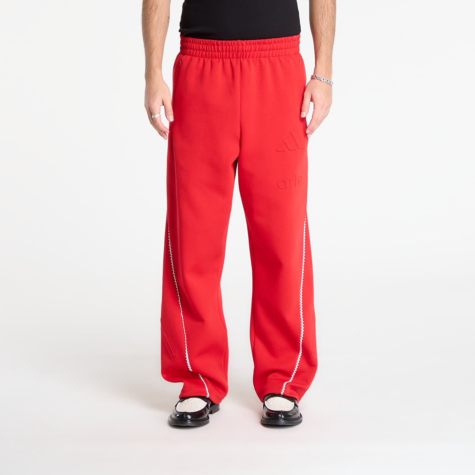 Pánske nohavice adidas Arte Zne Pant Better Scarlet/ White