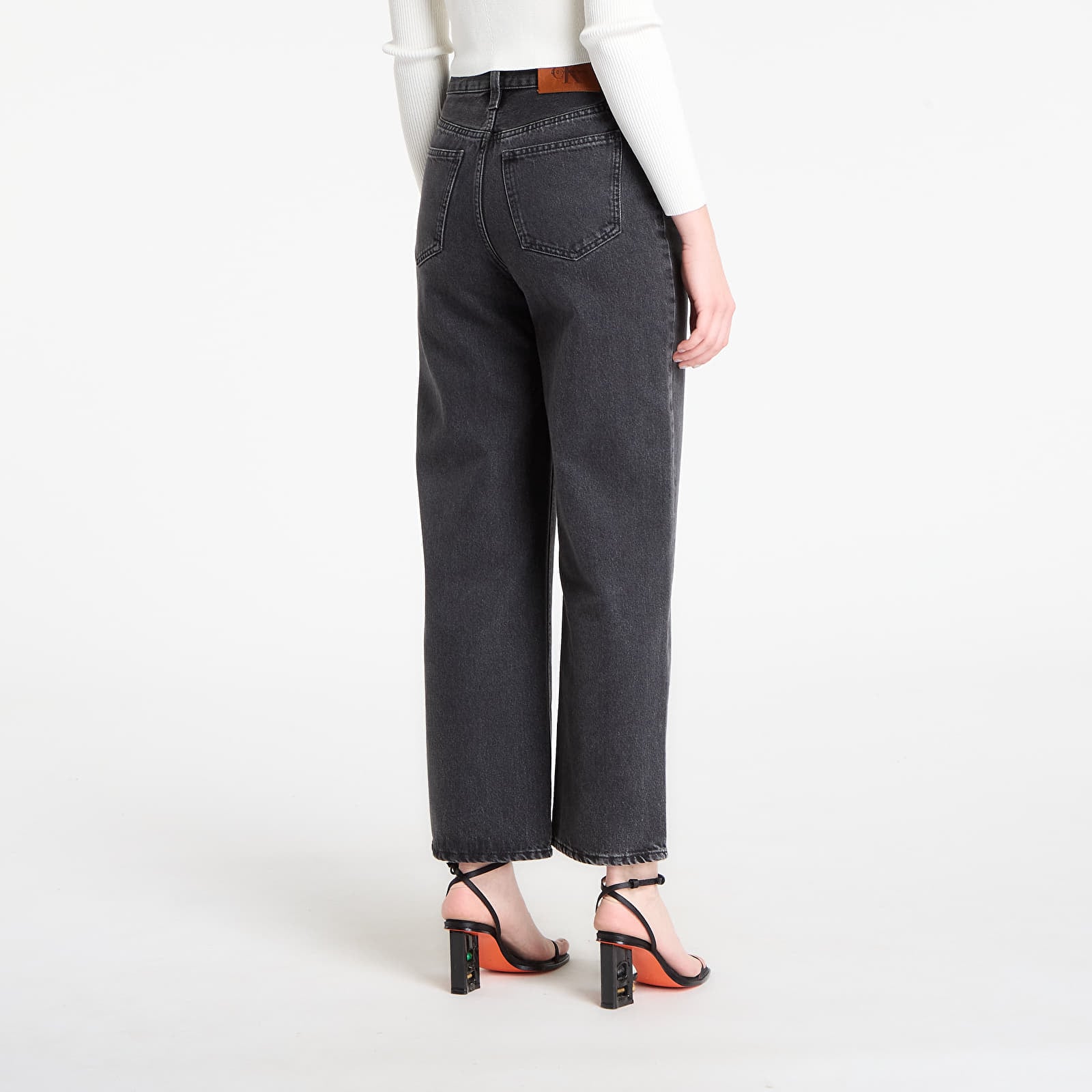 Dámske jeans Calvin Klein Jeans Eu Barrel Jeans Ck Es Black