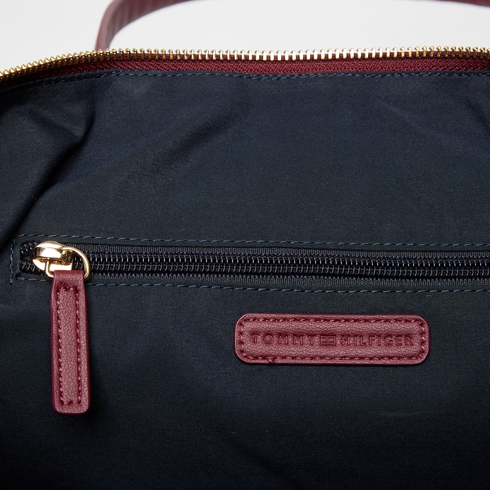 Olkalaukut Tommy Hilfiger Popette Soft Tote Deep Rouge