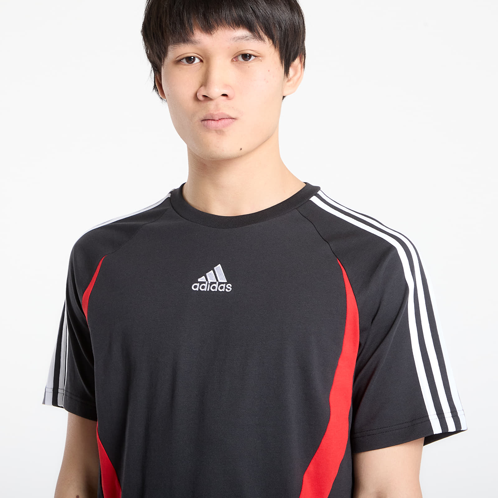 T-Shirts Männer adidas Teamgeist Tee Black/ Better Scarlet