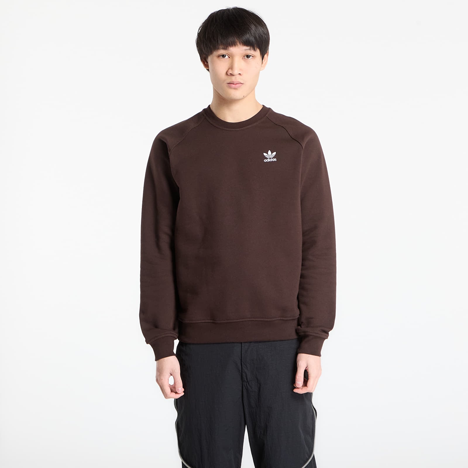 Pánske mikiny adidas Ess Crew Auco