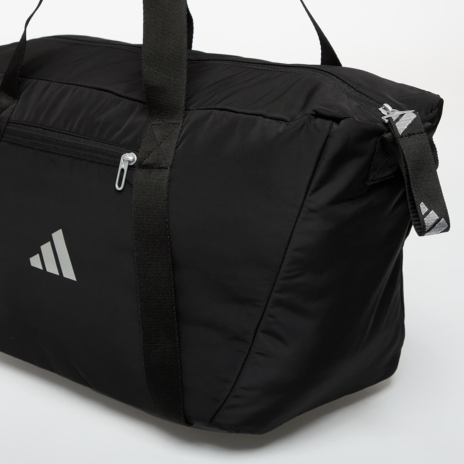 Umhängetaschen für Männer adidas Sp Bag Black/ Silver Metallic