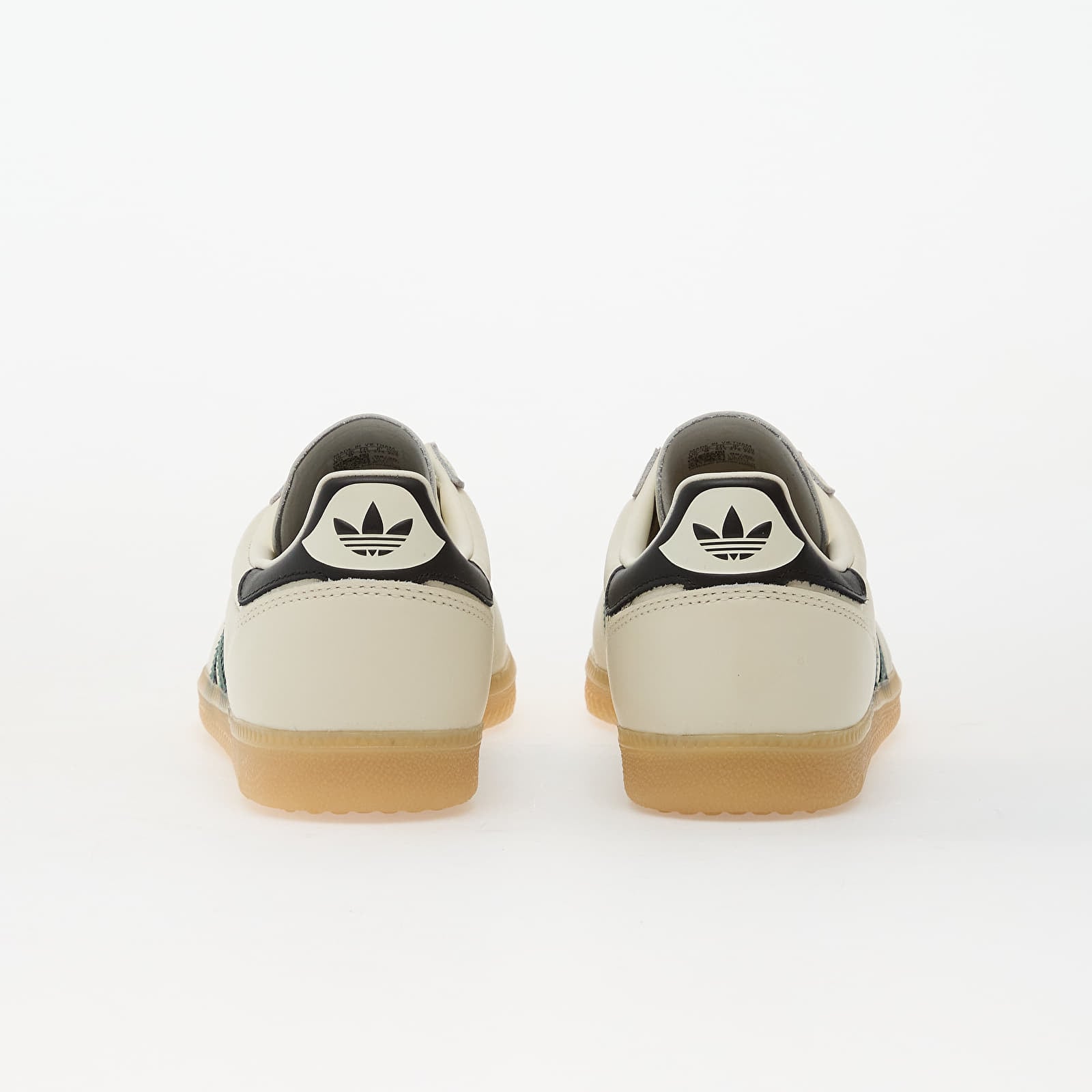 Turnschuhe und Schuhe für Männer adidas Samba Jp Off White/ Core Black/ Gum