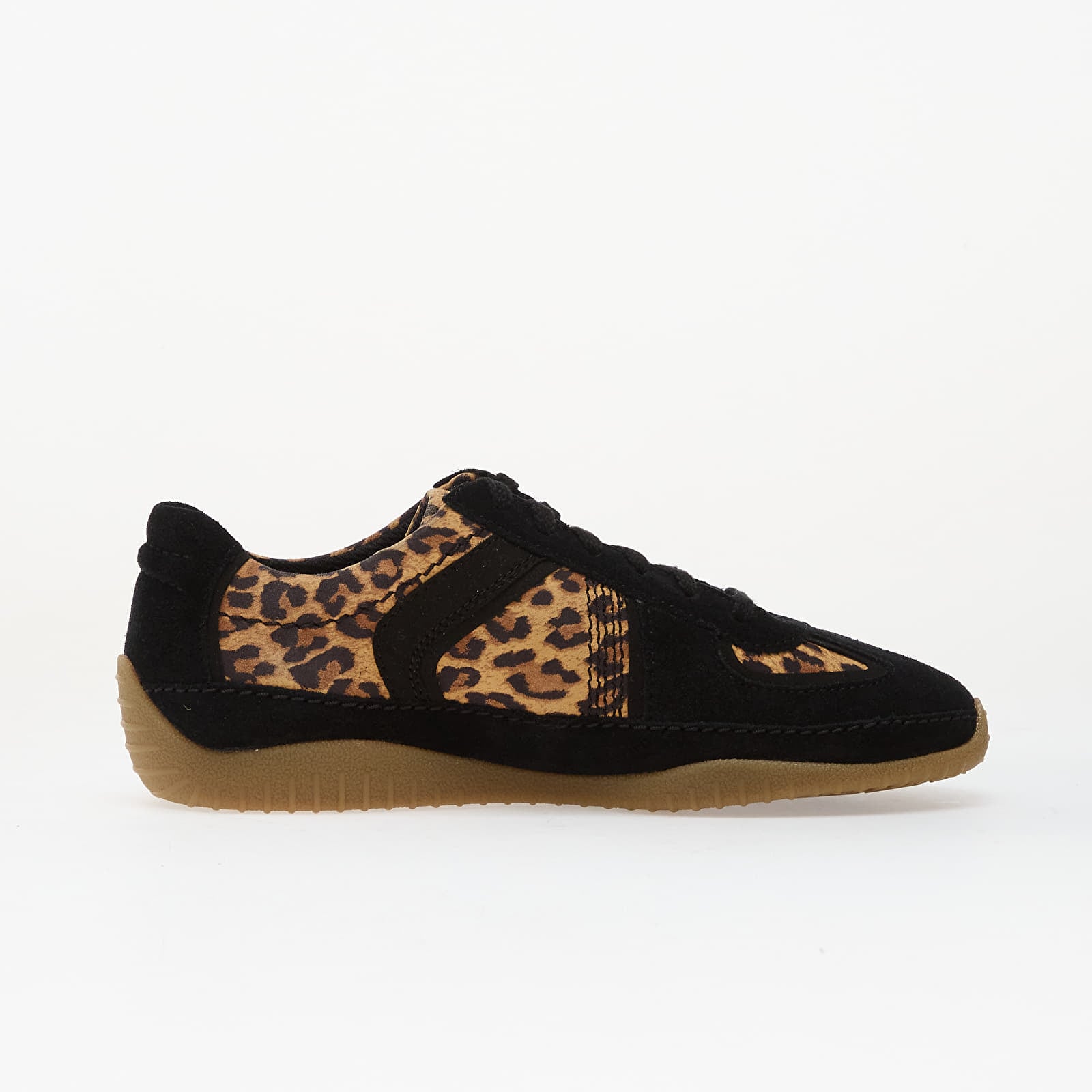 Γυναικεία παπούτσια Clarks Meridor Lo Leopard PRT Comb