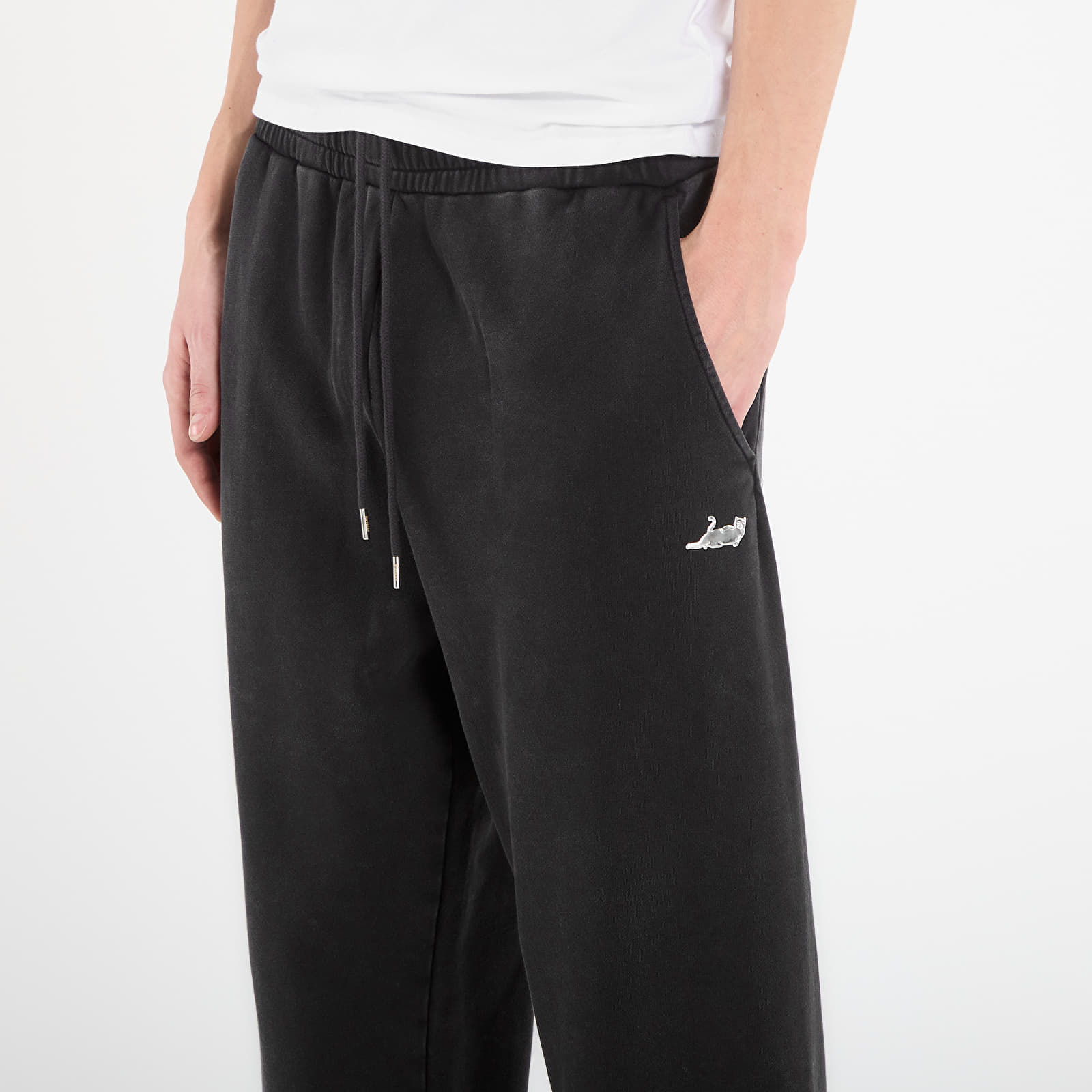 Pantaloni uomo RIPNDIP Castanza Straight Leg Sweatpants Black Vintage Wash