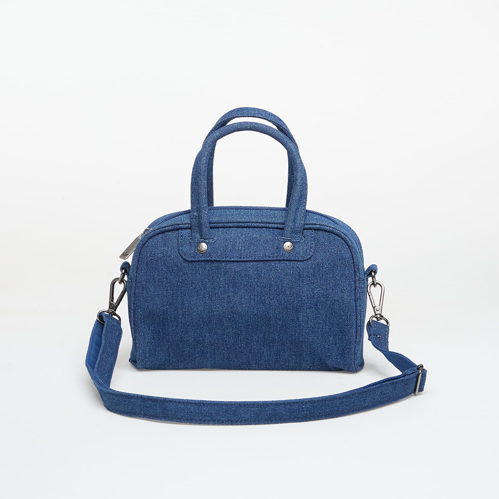 Kézitáskák adidas Adicolor Mini Bowling Bag Denim Light Denim