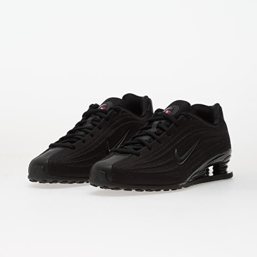 Nike W Shox Z Black/ Black-University Red | Queens