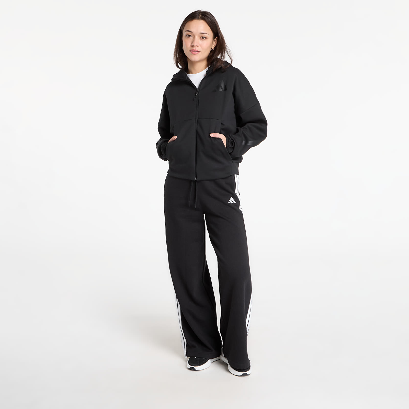 Sweatshirts für Frauen adidas W Z.N.E. Fz Black