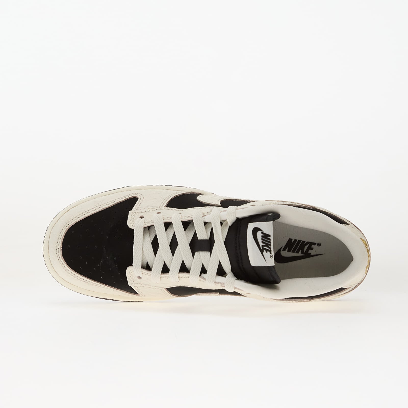 Ženske tenisice Nike W Dunk Low Black/ Sail-Sail-Metallic Gold