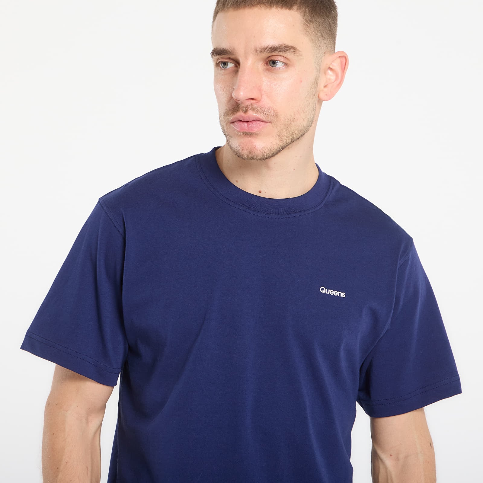 Pólók Queens Men's Esssential T-Shirt With Contrast Print 5-Pack Black/ Black/ White/ White/ Navy