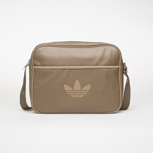 Táska adidas Airliner Bag Blabro