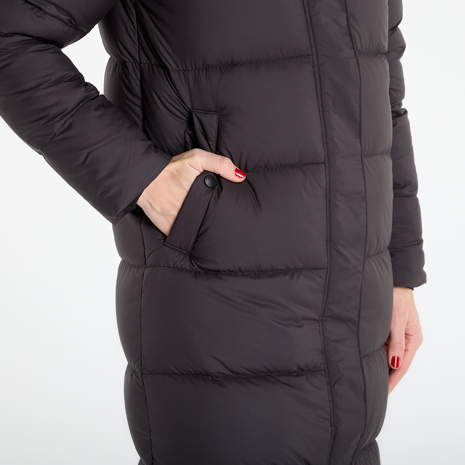 Geci parka Patagonia W's Silent Down Long Parka Black