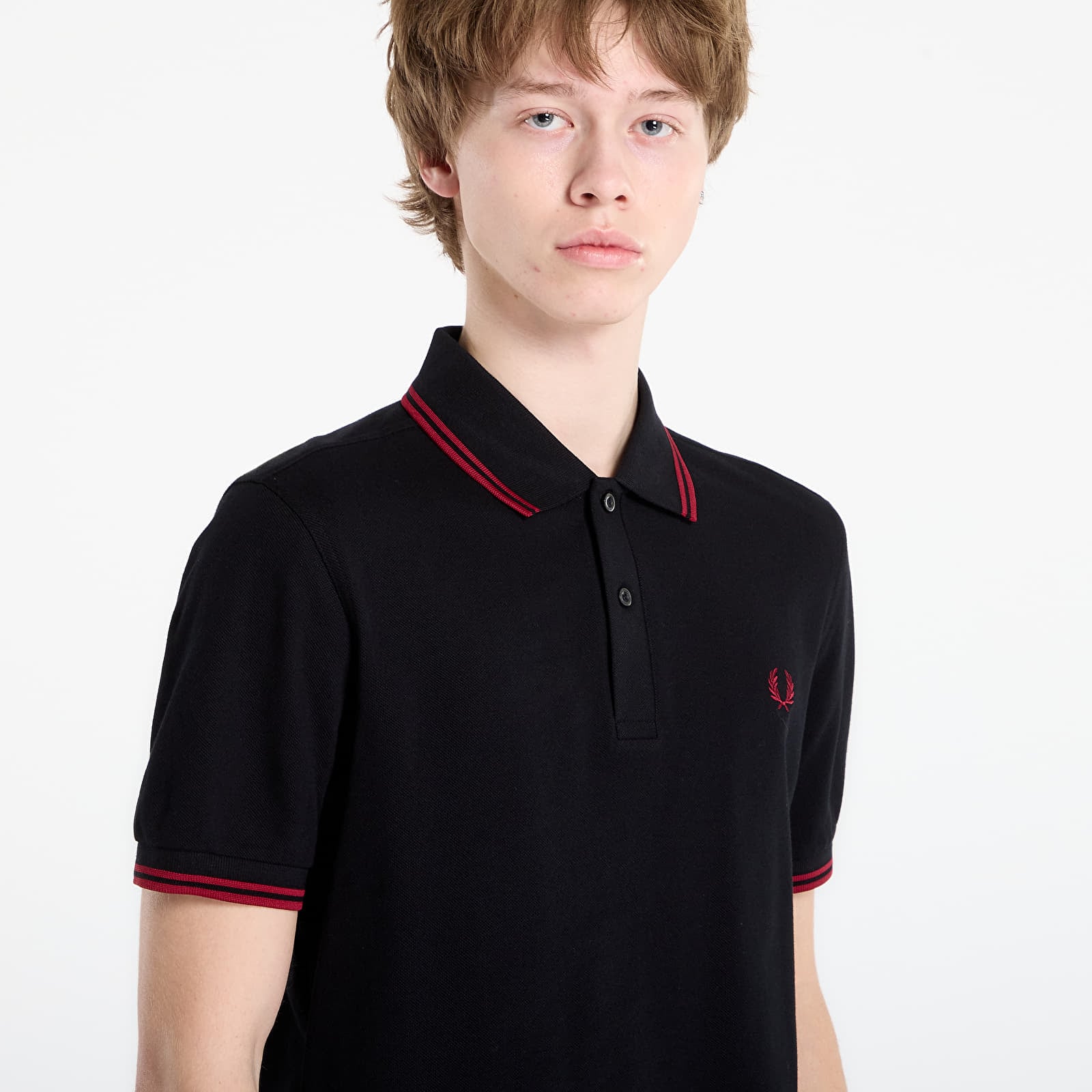Pánská trička FRED PERRY Twin Tipped Fred Perry Shirt Black/ Burnt Red