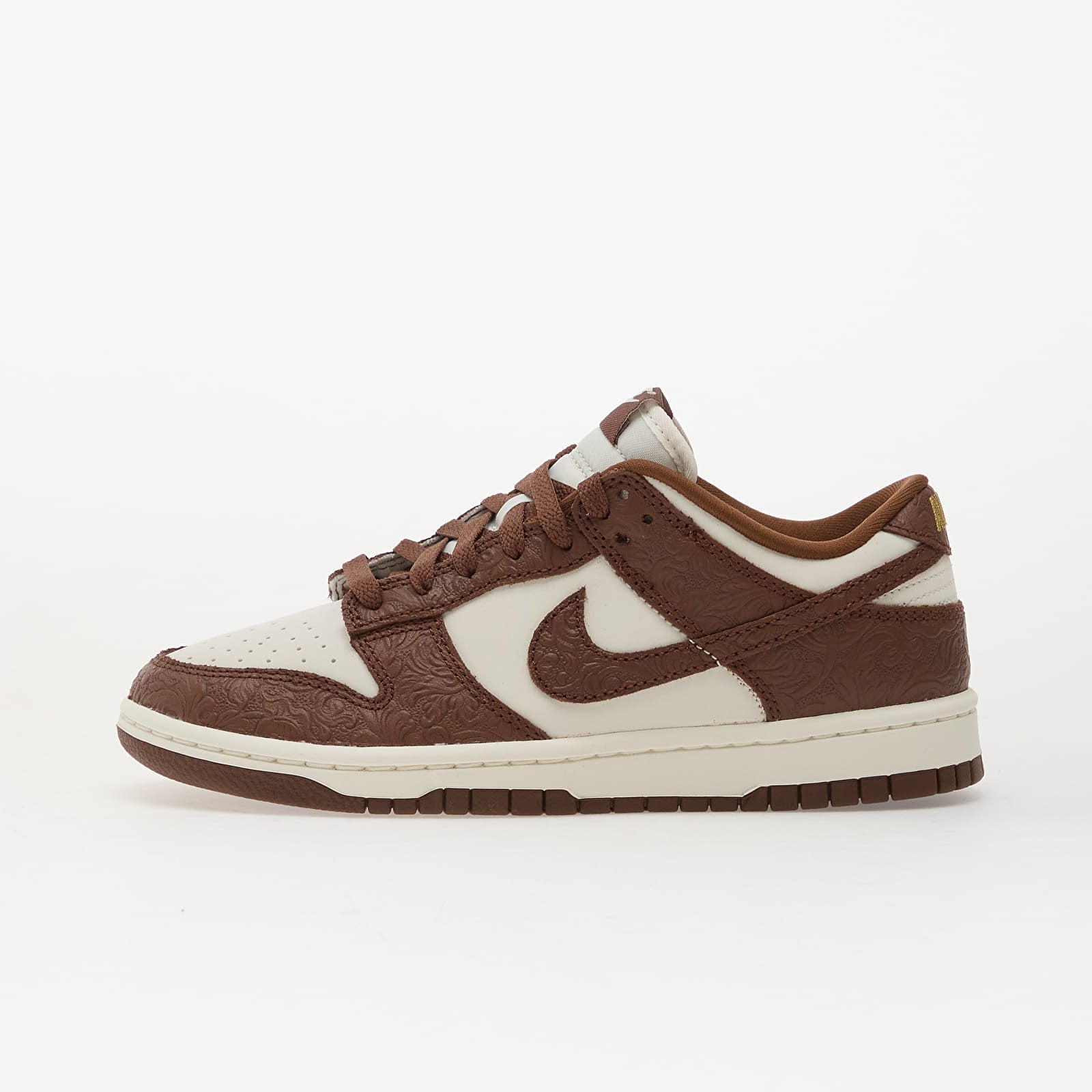 Buty damskie Nike W Dunk Low Sail/ Fauna Brown-Sail-Mtlc Gold