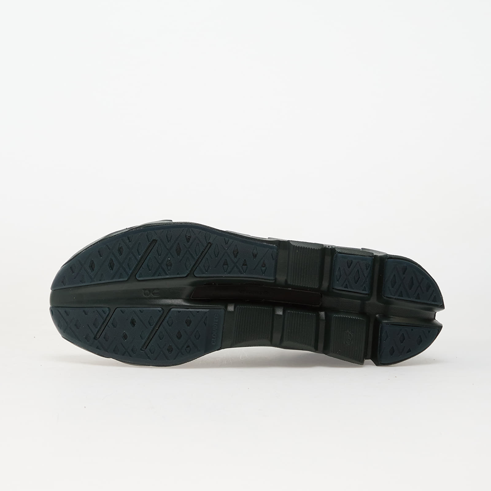 Women's sneakers and shoes On W Cloudflow 5 Ad Obsidian/ Evergreen