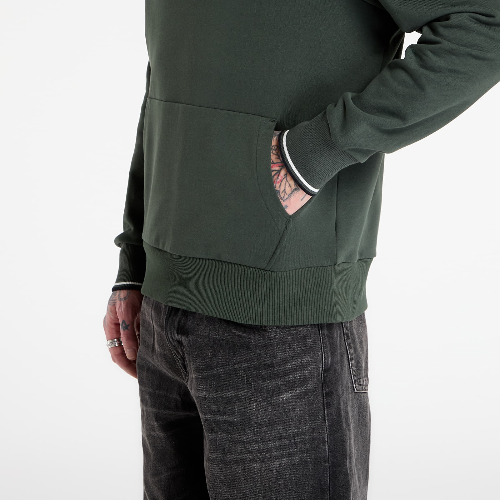 Muške dukserice FRED PERRY Tipped Hooded Sweatshirt Court Green/ Snow White/ Navy