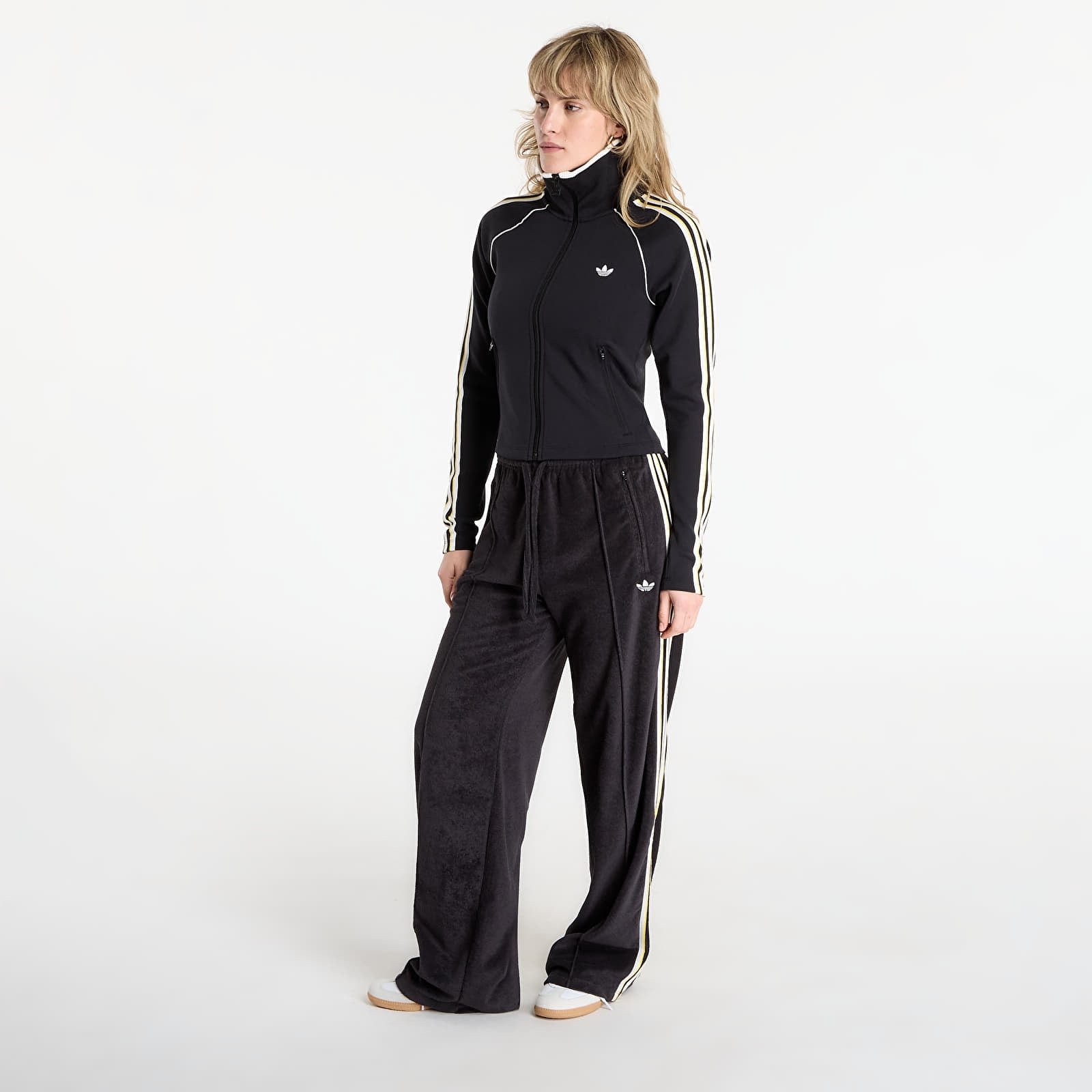 Naiste kampsunid adidas Slim Tt Black