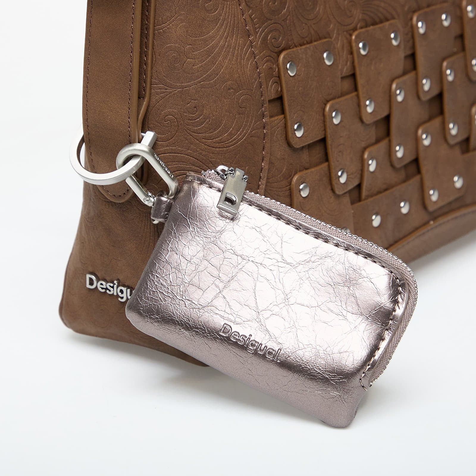 Håndvesker Desigual Medium Studded Patch Handbag Brown