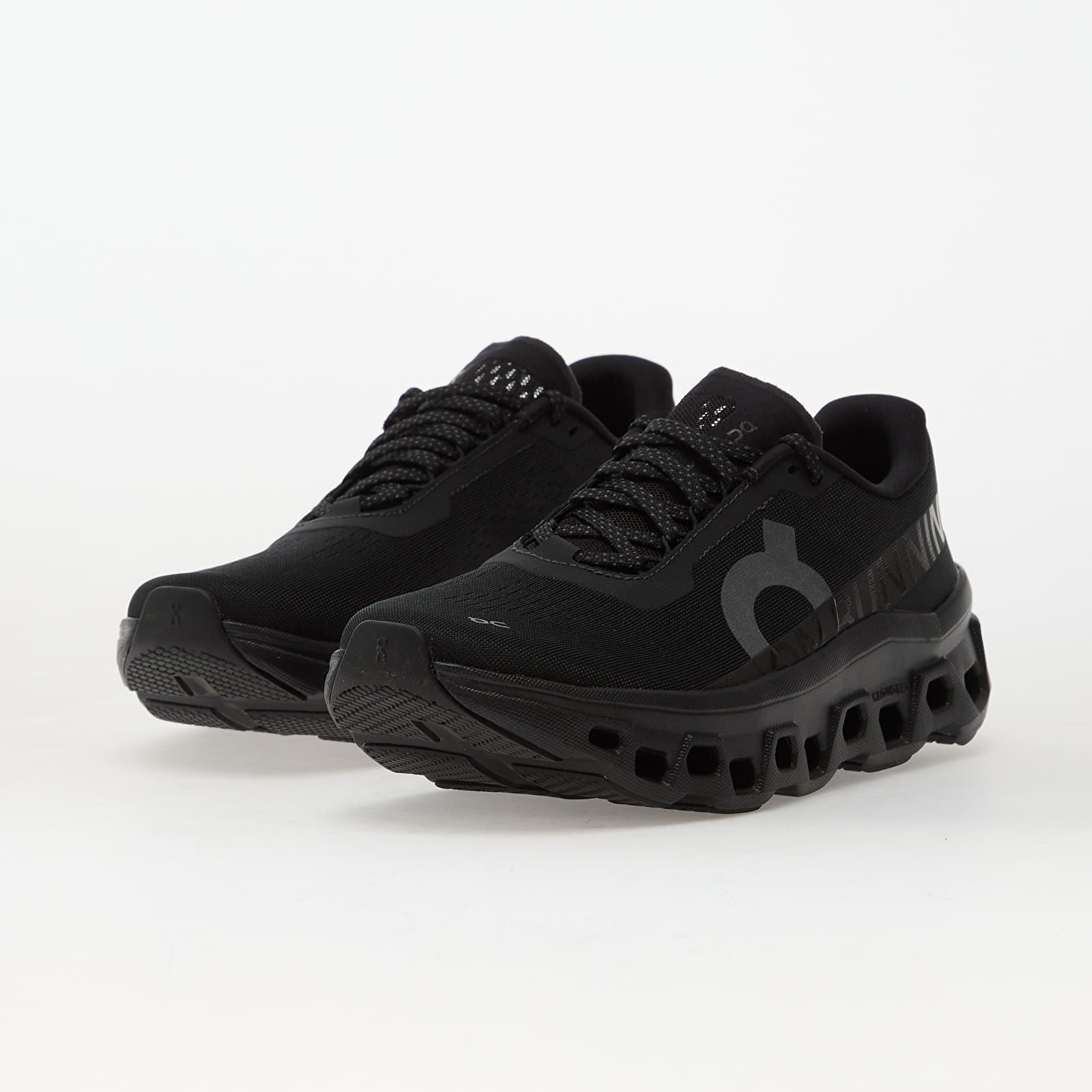Vyriški sportbačiai ir batai On M Cloudmonster 1 Black/ Black