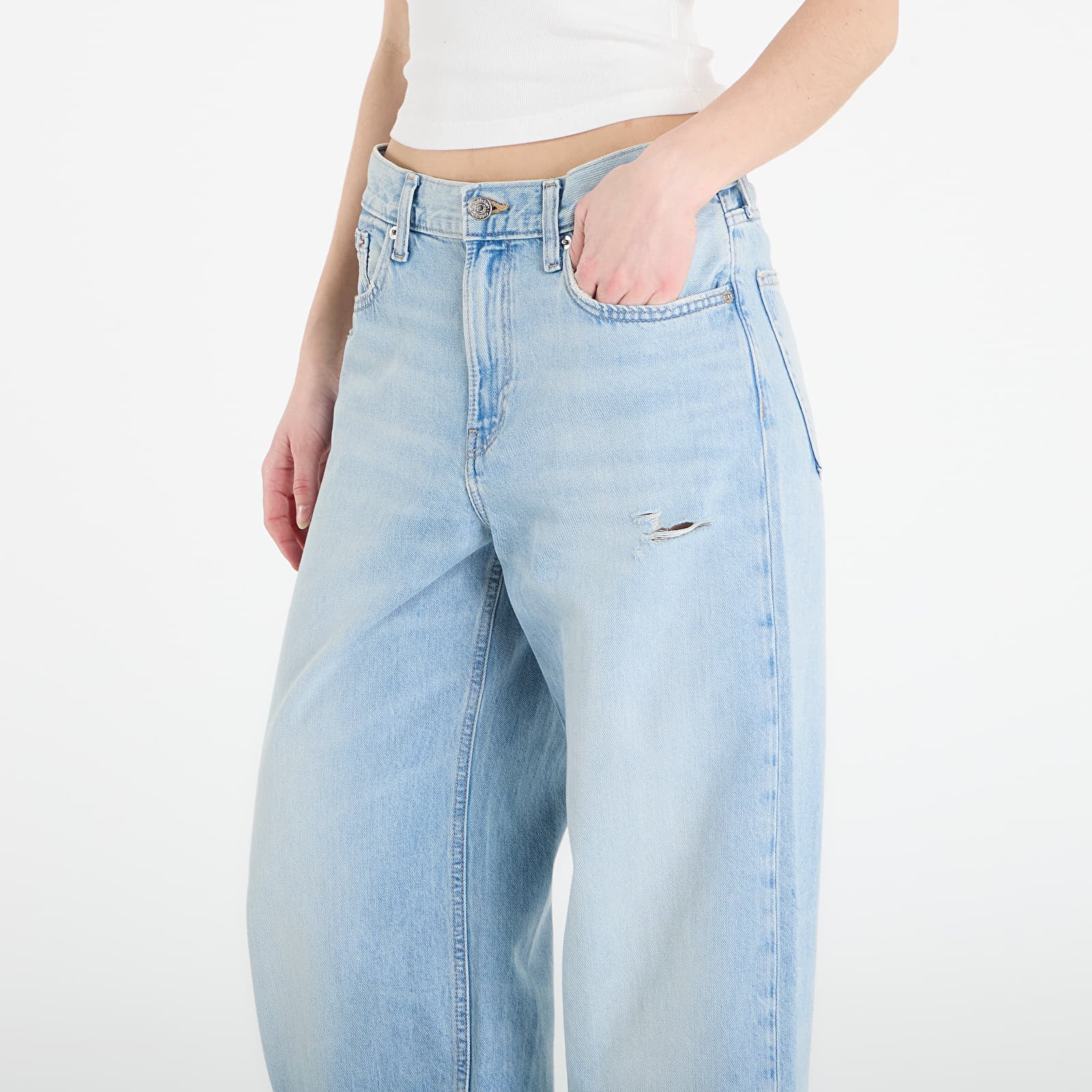 Blugi pentru femei Calvin Klein Jeans Low Rise Baggy Ramshead Blue