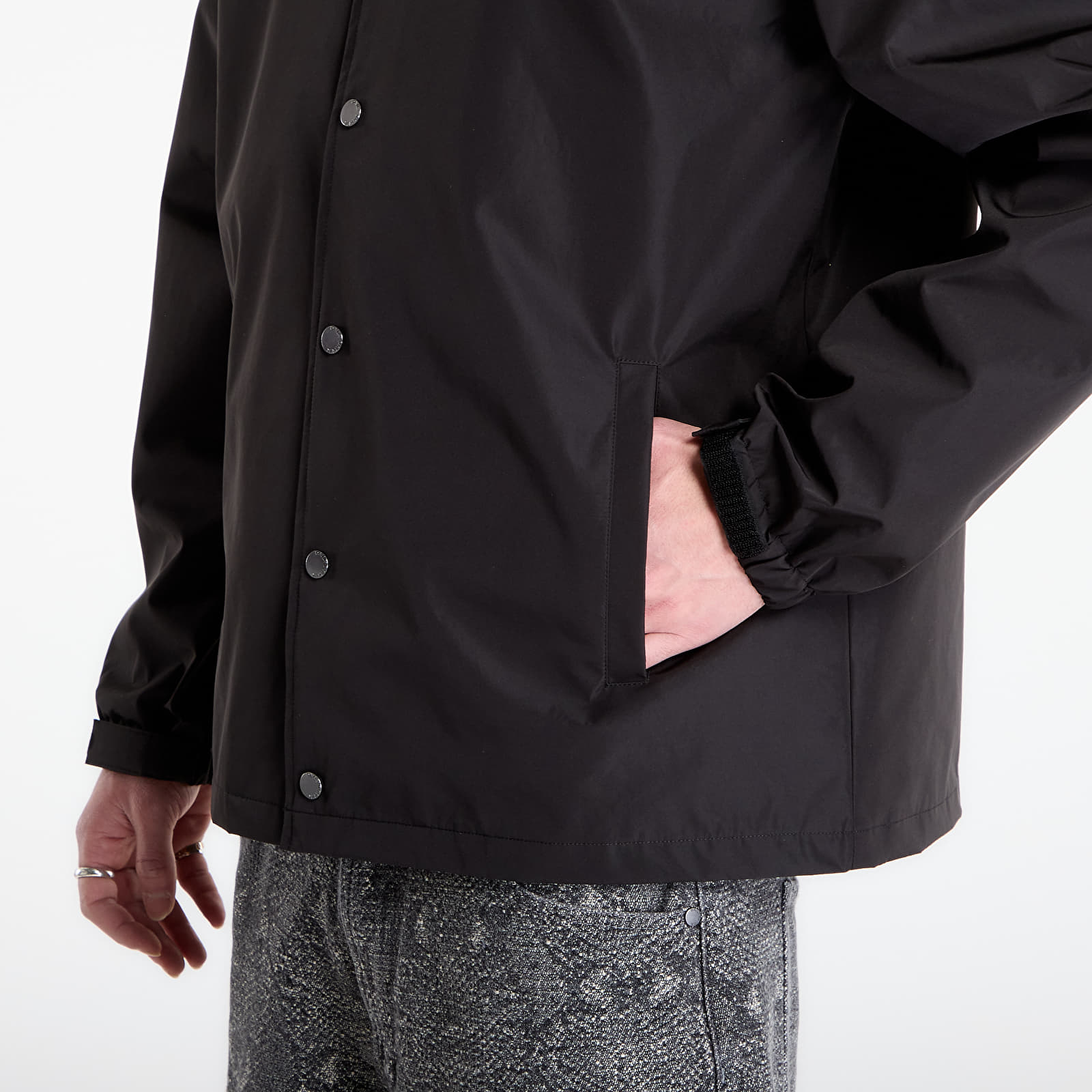 Якета Daily Paper Alias Dias Coach Jacket Black