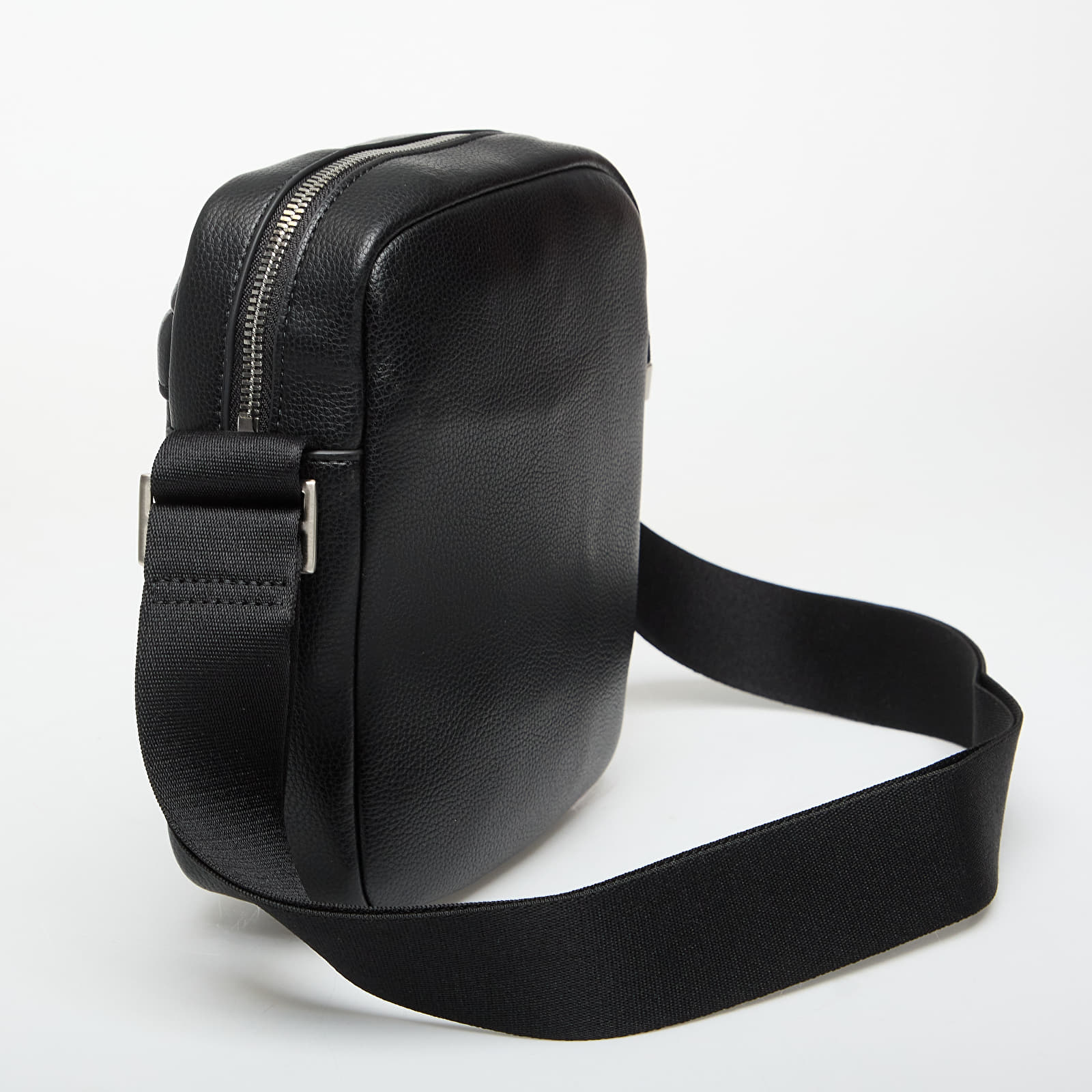 Umhängetaschen Calvin Klein Raised Reporter Black